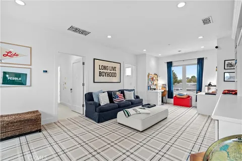 $6,795,000 | 1230 Essex Lane, Newport Beach, CA 92660
