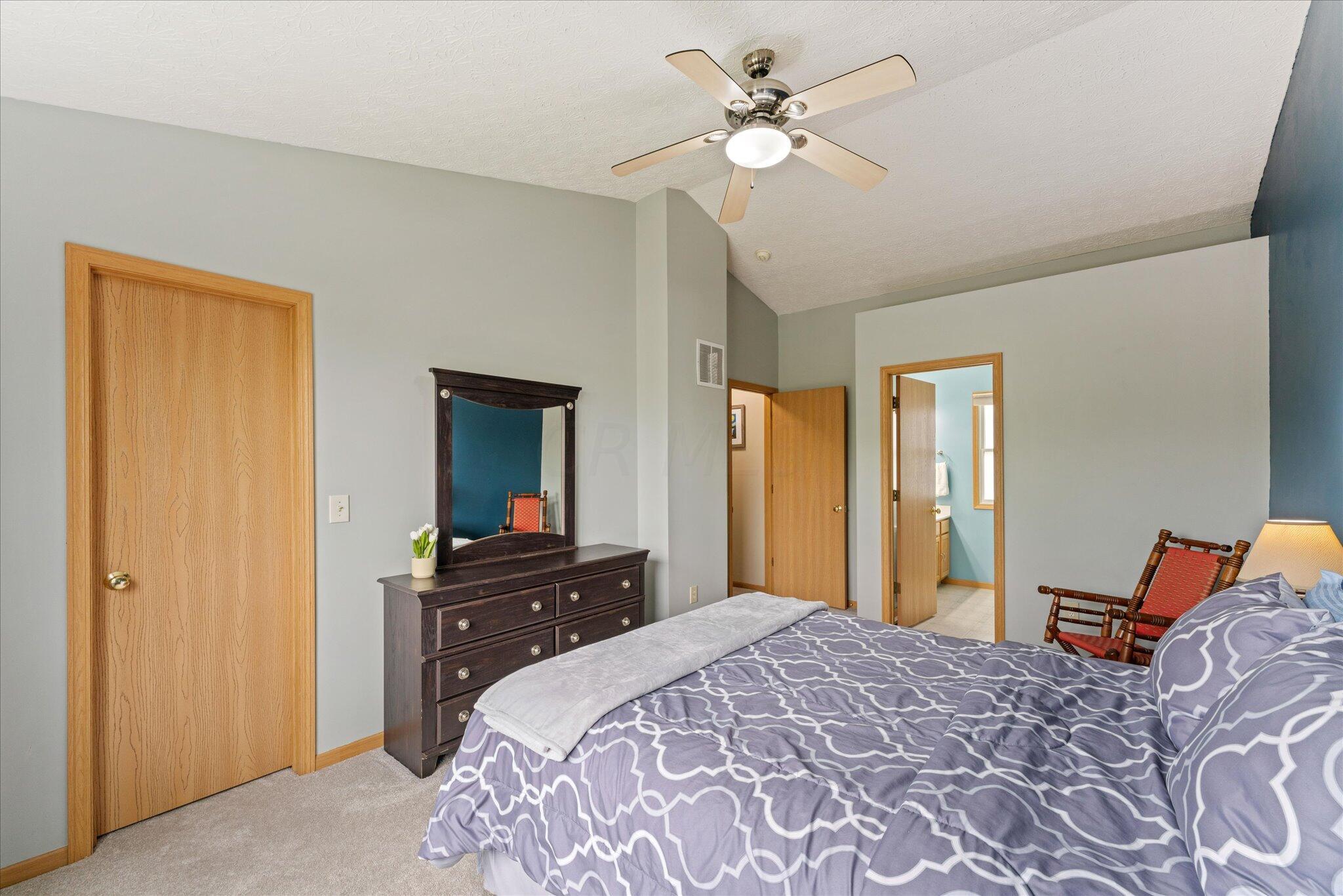 516 Cricket Run Road Lewis Center, OH 43035 - Photo 19 of 39 Primary Bedroom