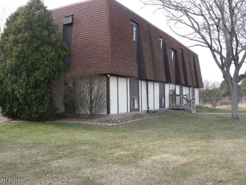 2115 Cleveland Road West, Unit 202B Huron, OH 44839 - Photo 1 of 5