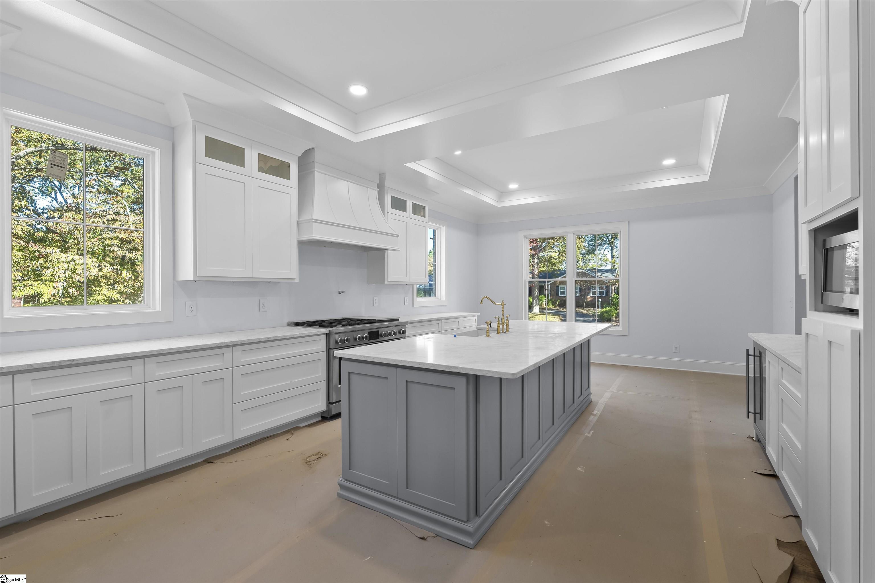 112 Trails End Greenville, SC 29607 - Photo 7 of 27 Gallery Image 7