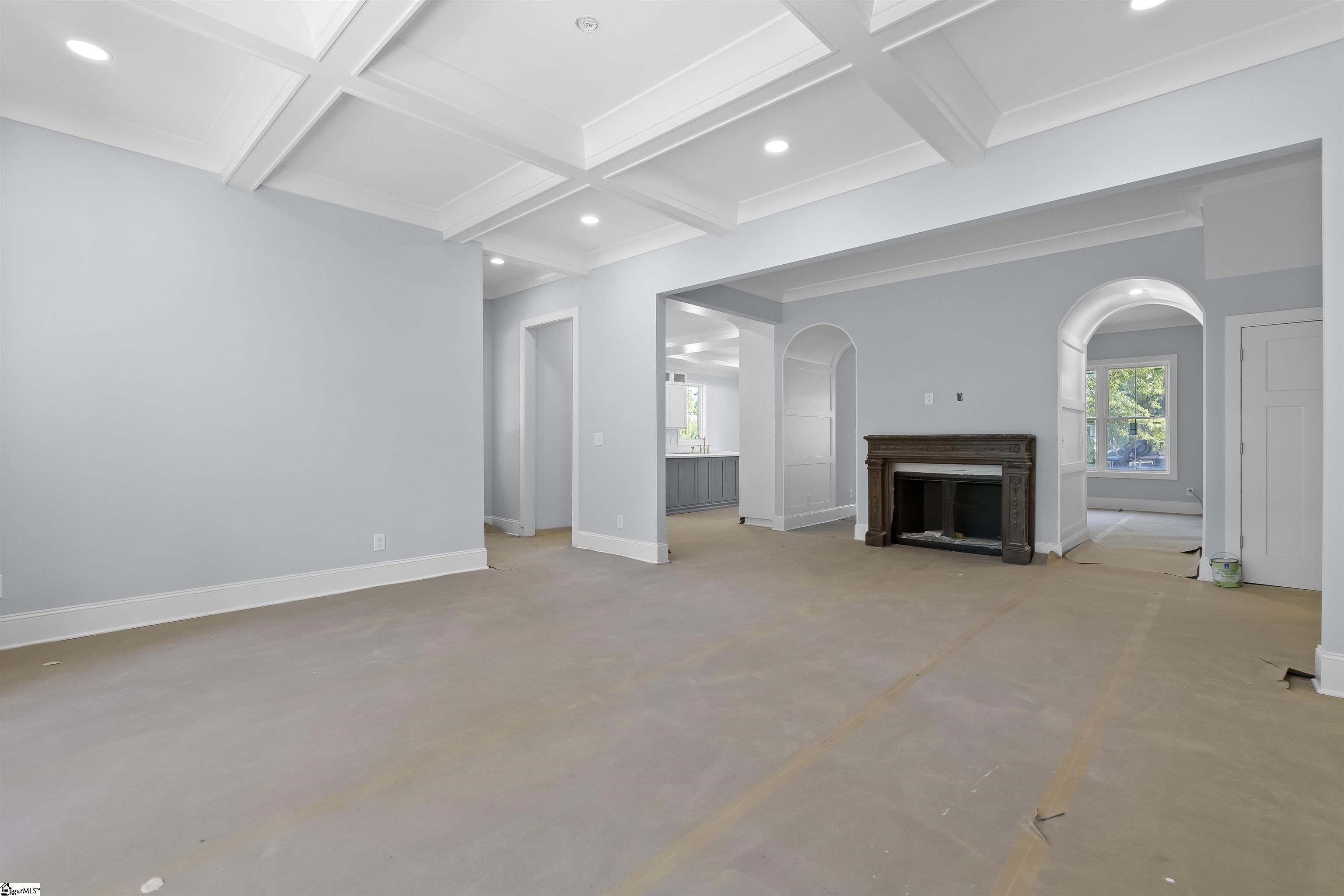 112 Trails End Greenville, SC 29607 - Photo 8 of 27 Gallery Image 8