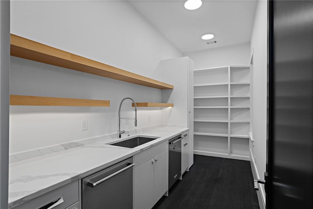 929 Springdale Road Northeast Atlanta, GA 30306 - Photo 15 of 69