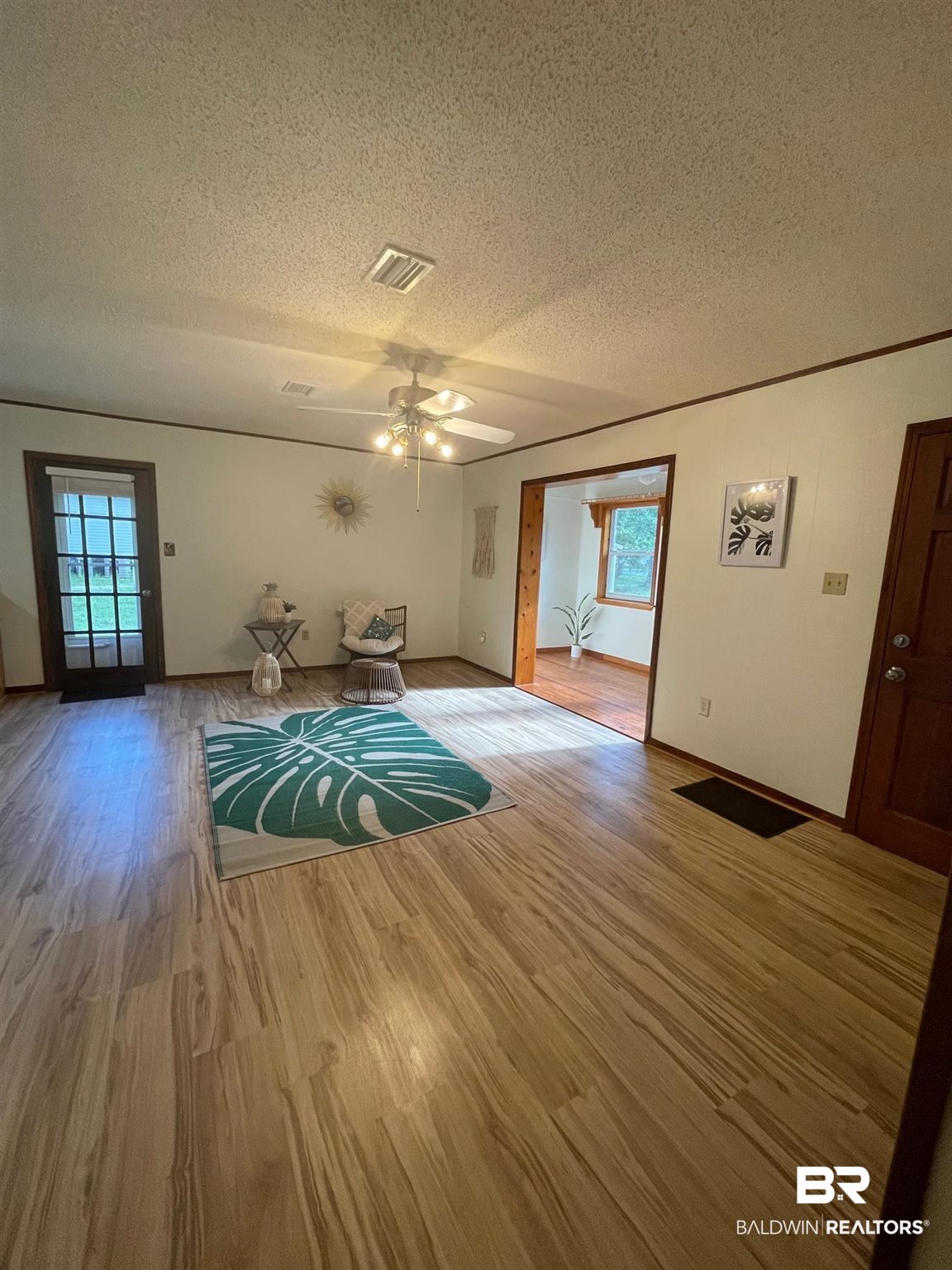 10376 Longview Drive Foley, AL 36535 - Photo 13 of 16 Family Room