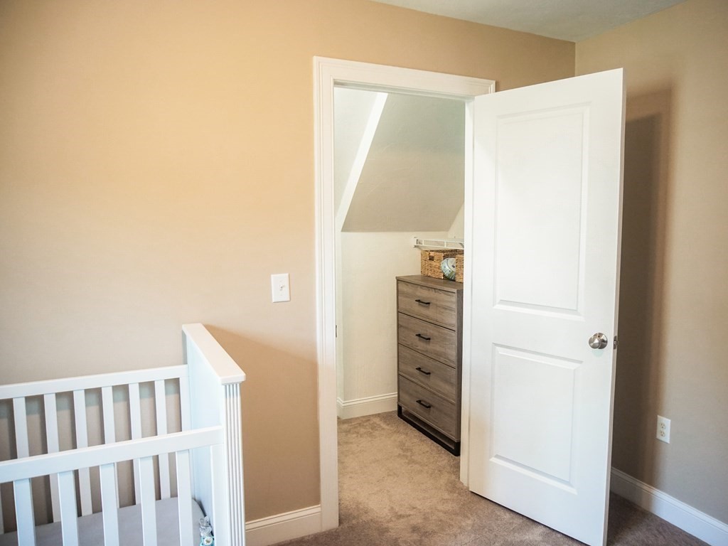 206 Haymeadow Lane Ayer, MA 01432 - Photo 27 of 41