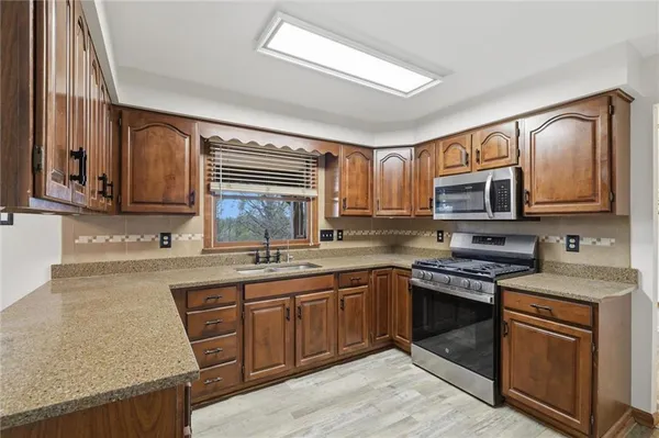 $599,900 | 5915 Oak Hill Court, Export, PA 15632