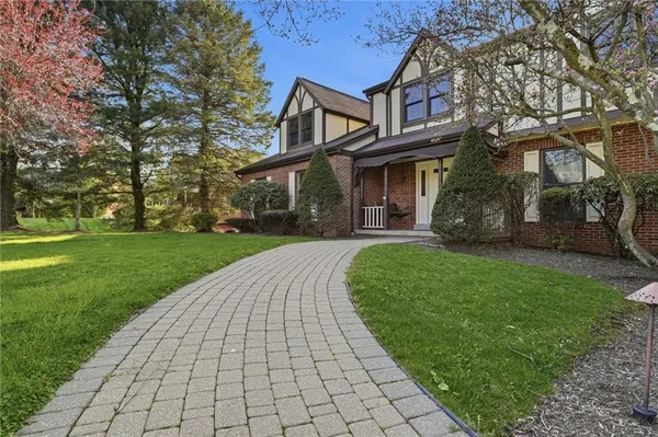 $599,900 | 5915 Oak Hill Court, Export, PA 15632