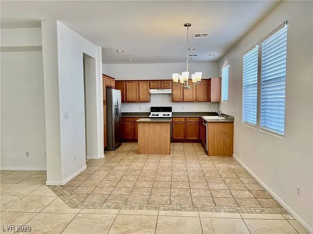 $2,210 | 732 Blue Barrel Street, Henderson, NV 89011