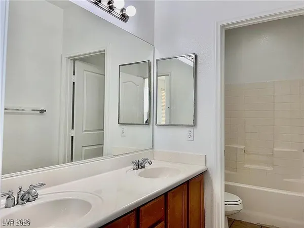 $2,210 | 732 Blue Barrel Street, Henderson, NV 89011
