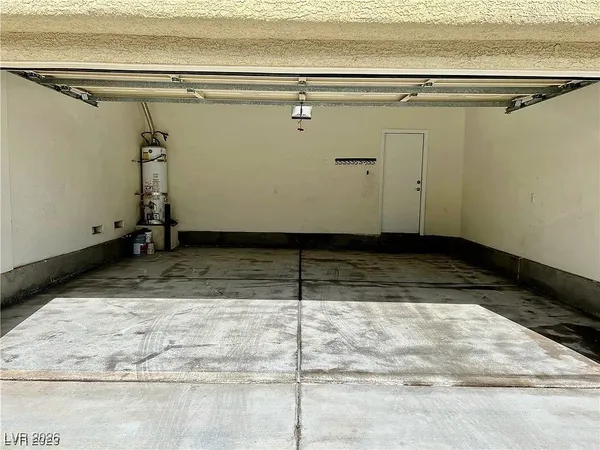 $2,210 | 732 Blue Barrel Street, Henderson, NV 89011