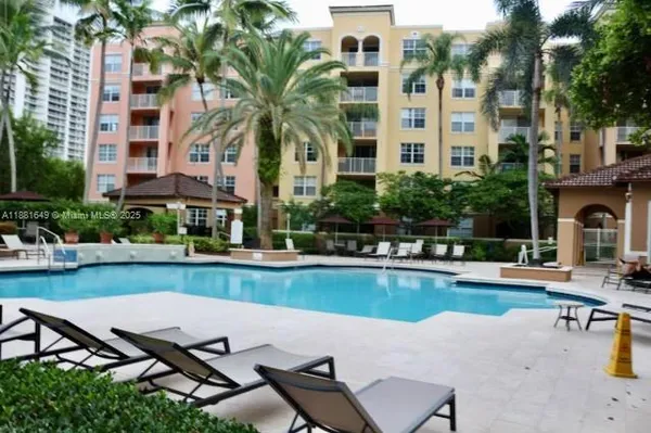$2,450 | 19999 East Country Club Drive, Unit 1304, Aventura, FL 33180
