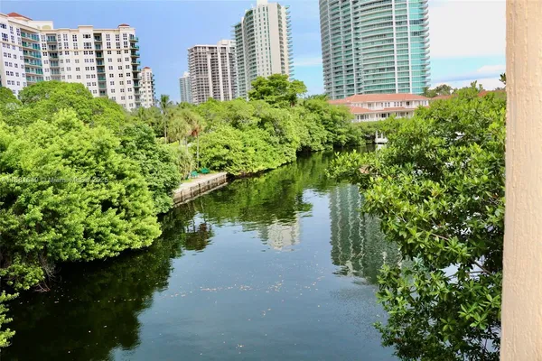 $2,450 | 19999 East Country Club Drive, Unit 1304, Aventura, FL 33180