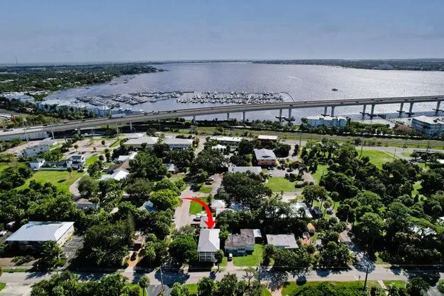 $974,900 | 516 Northwest North River Drive, Stuart, FL 34994