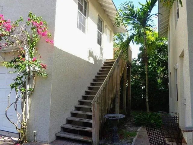 $974,900 | 516 Northwest North River Drive, Stuart, FL 34994