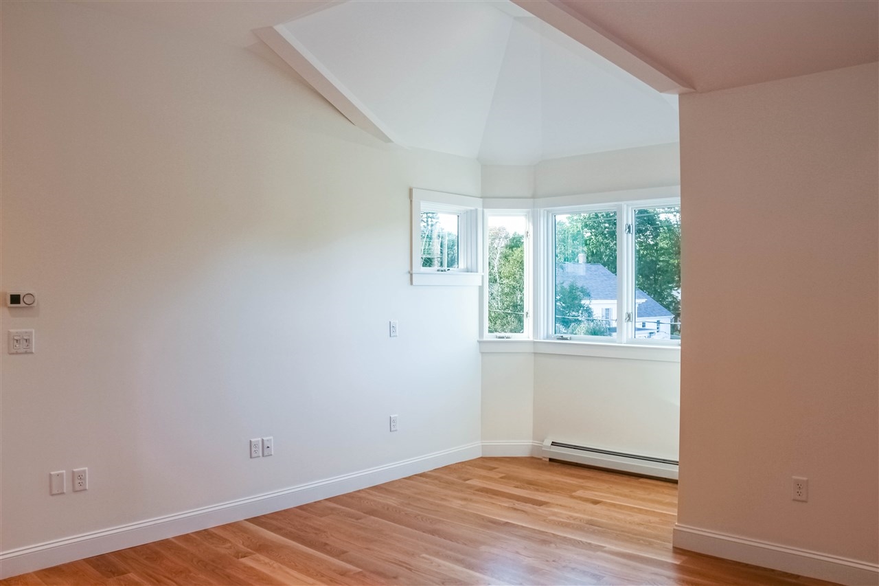 102 Front Street, Unit 3 Exeter, NH 03833 - Photo 13 of 37