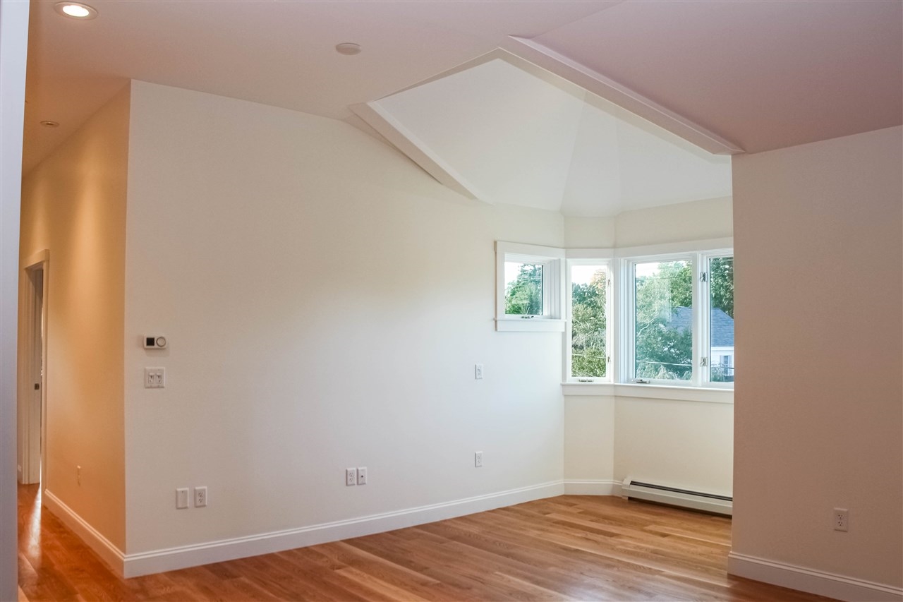 102 Front Street, Unit 3 Exeter, NH 03833 - Photo 14 of 37