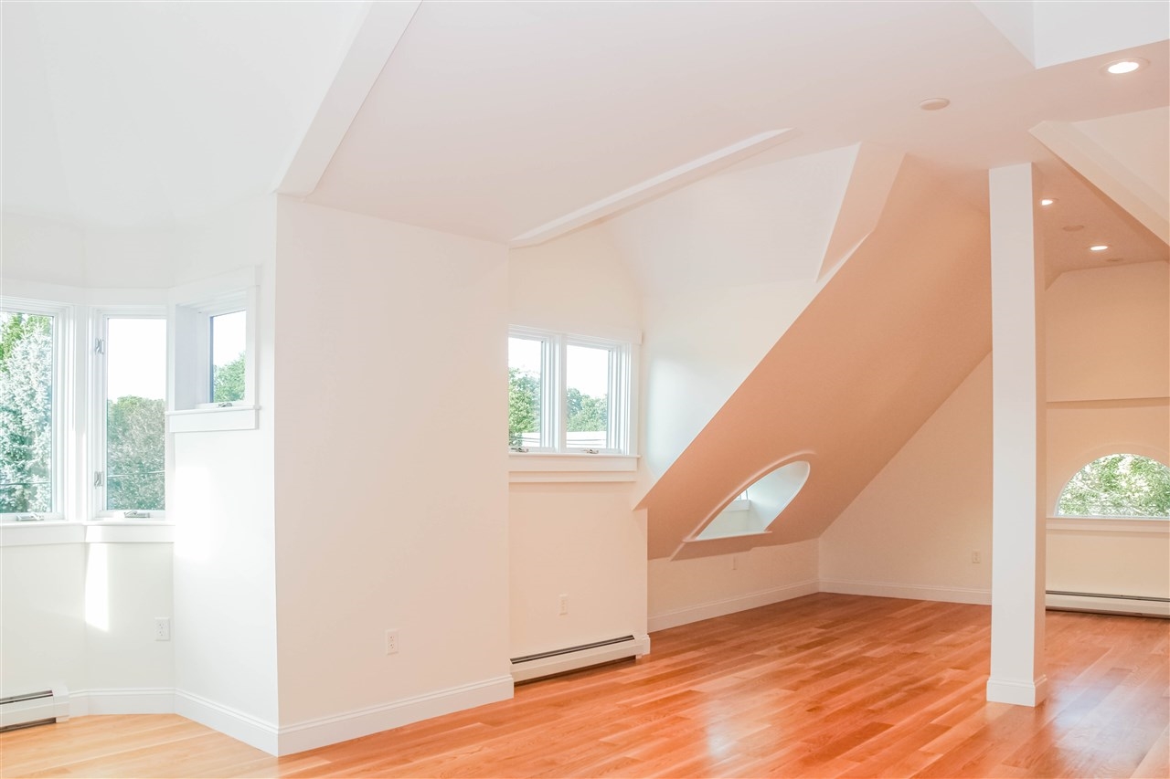 102 Front Street, Unit 3 Exeter, NH 03833 - Photo 19 of 37