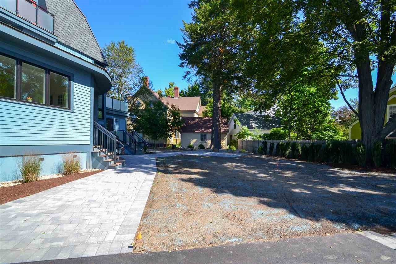 102 Front Street, Unit 3 Exeter, NH 03833 - Photo 4 of 37