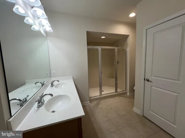 $2,800 | 5057 Small Gains Way, Frederick, MD 21703