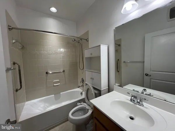 $2,800 | 5057 Small Gains Way, Frederick, MD 21703