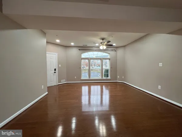 $2,800 | 5057 Small Gains Way, Frederick, MD 21703