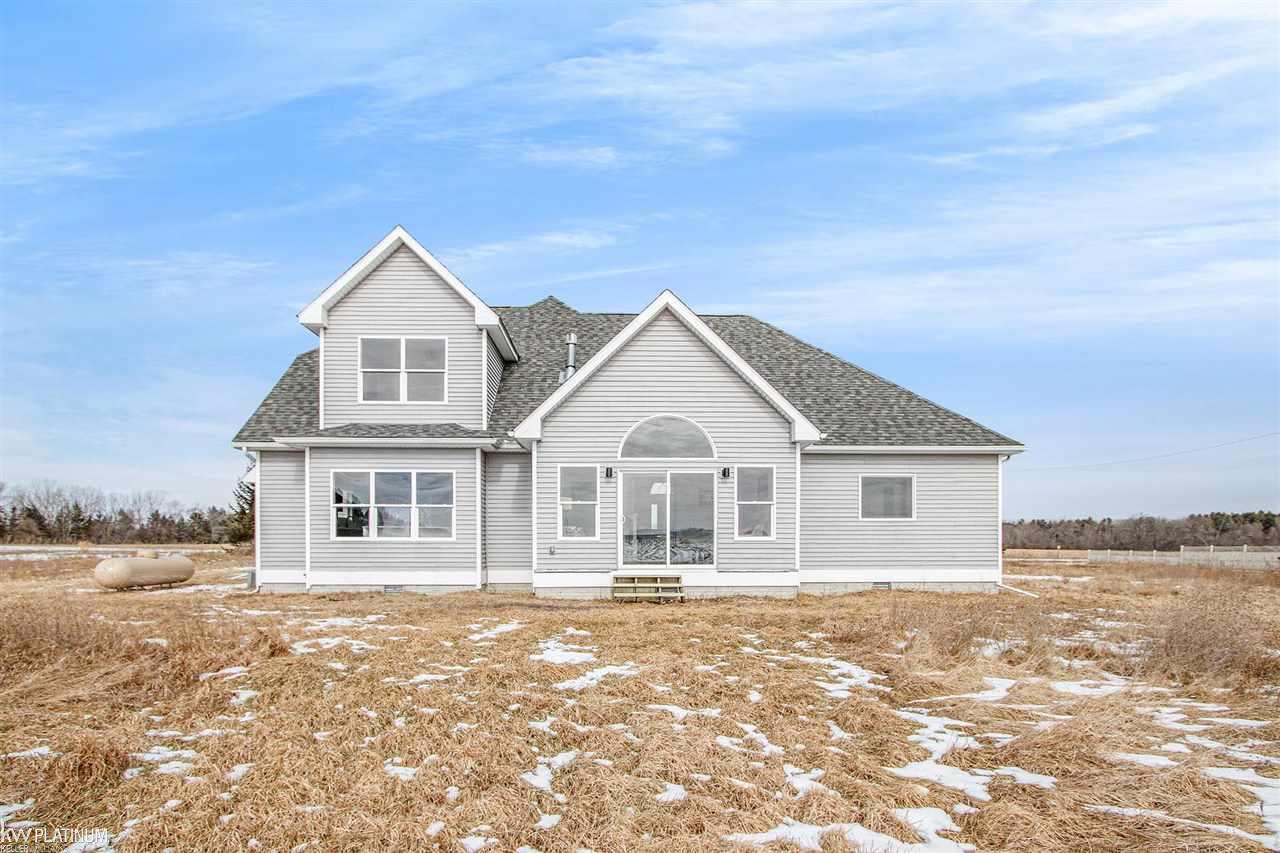 8770 East Broomfield Road Shepherd, MI 48883 - Photo 6 of 35