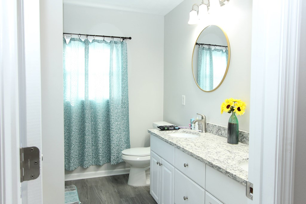 4441 Silverton Road Augusta, GA 30909 - Photo 12 of 20 Master Bath