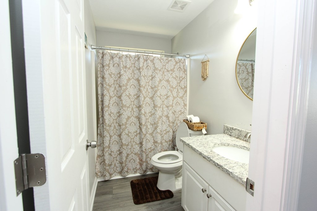 4441 Silverton Road Augusta, GA 30909 - Photo 18 of 20 2nd Bathroom