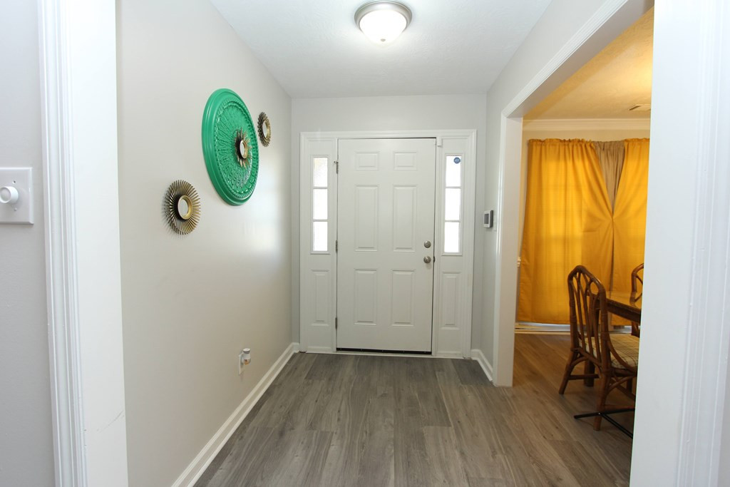 4441 Silverton Road Augusta, GA 30909 - Photo 2 of 20 Front Entrance Foyer
