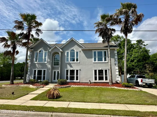 $395,000 | 400 Caribe Place North, Gulfport, MS 39507