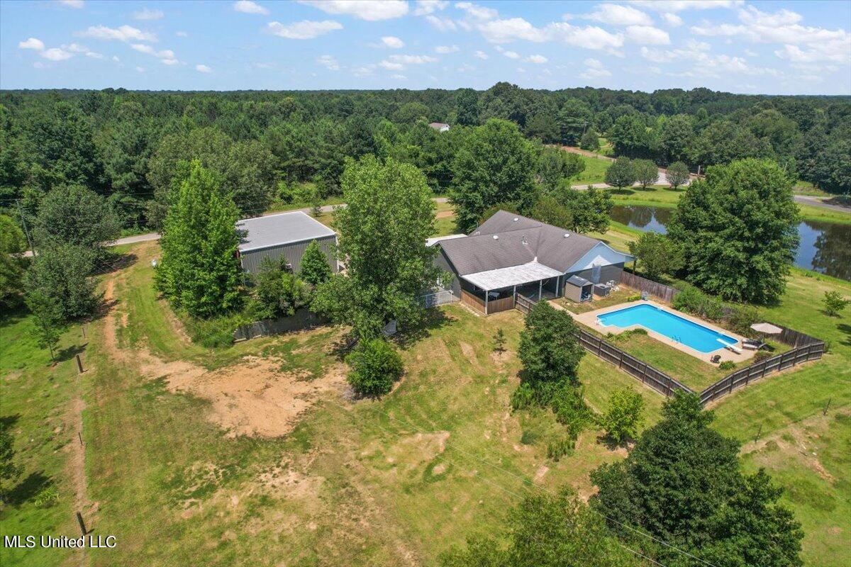 1116 Fowler Road Courtland, MS 38620 - Photo 54 of 56 66-Photo_1080360974_DJI_14_jpg_9822555_0