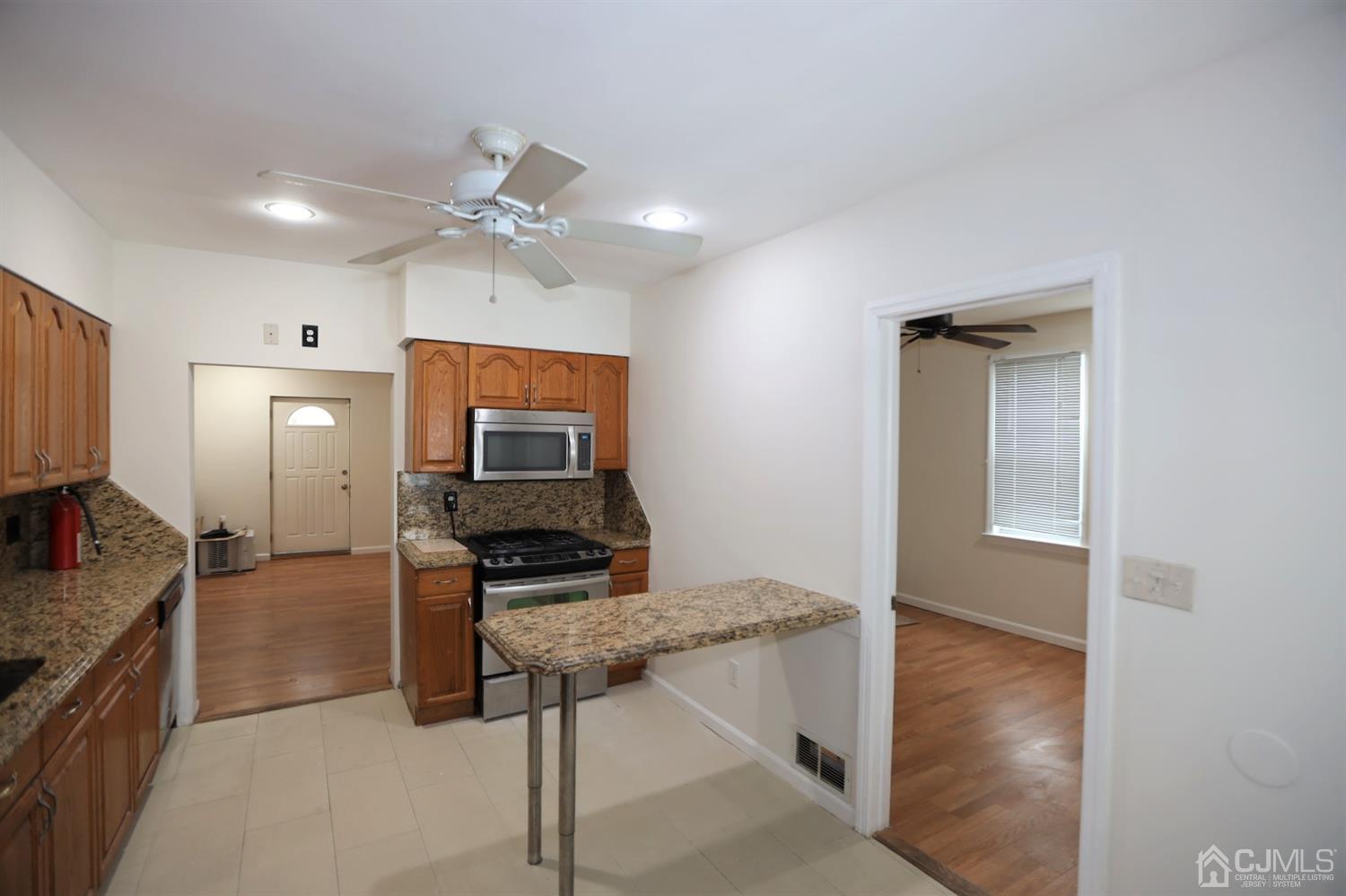51 Florida Grove Road Keasbey, NJ 08832 - Photo 11 of 26 Gallery Image 11