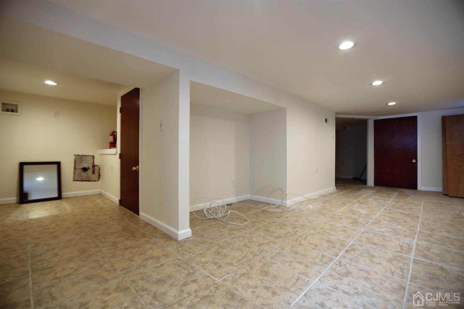 51 Florida Grove Road Keasbey, NJ 08832 - Photo 15 of 26 Gallery Image 15