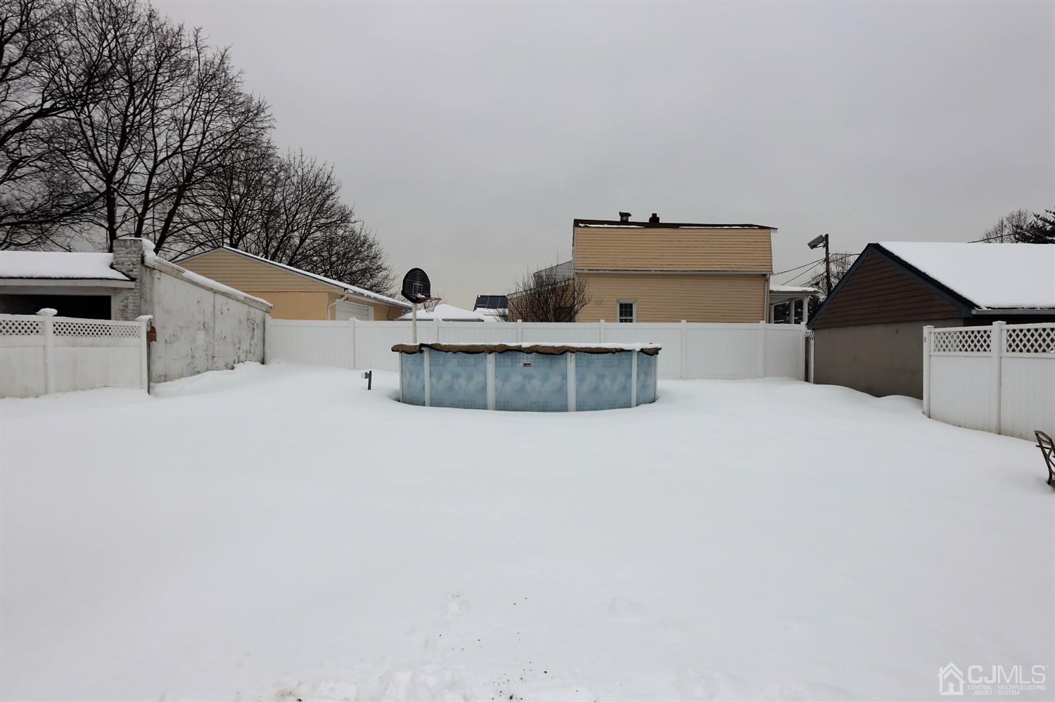 51 Florida Grove Road Keasbey, NJ 08832 - Photo 18 of 26 Gallery Image 18