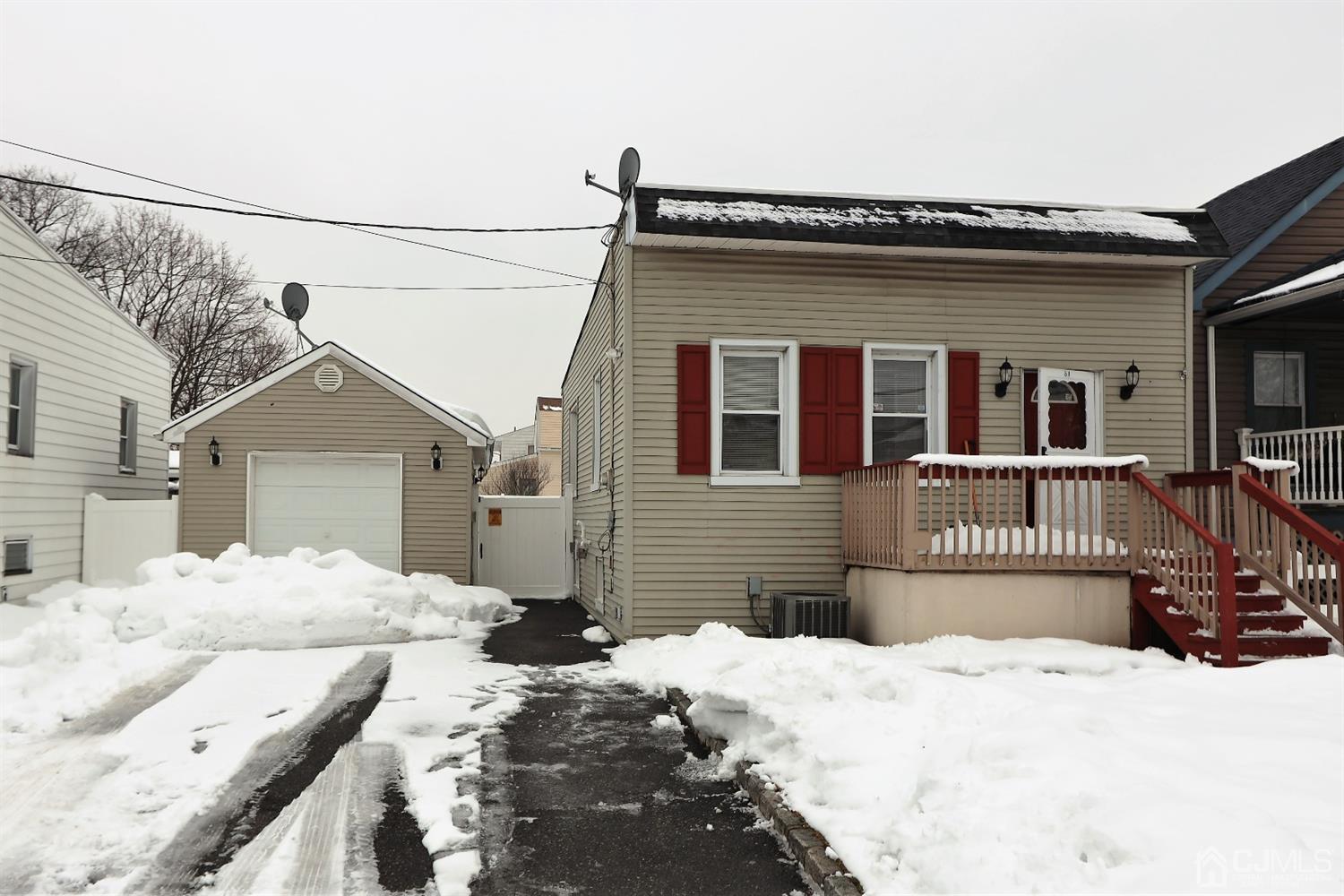 51 Florida Grove Road Keasbey, NJ 08832 - Photo 23 of 26 Gallery Image 23