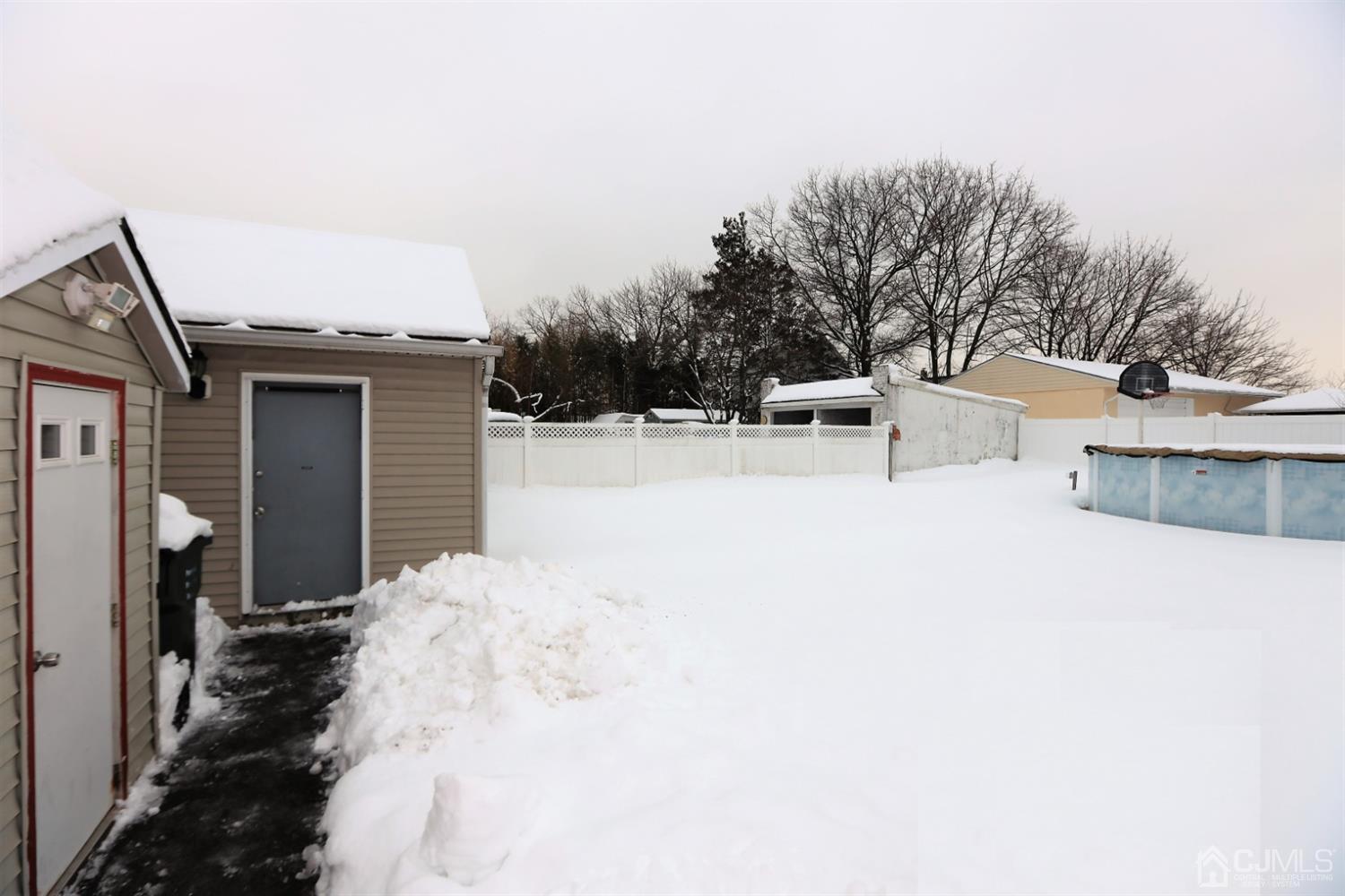 51 Florida Grove Road Keasbey, NJ 08832 - Photo 25 of 26 Gallery Image 25