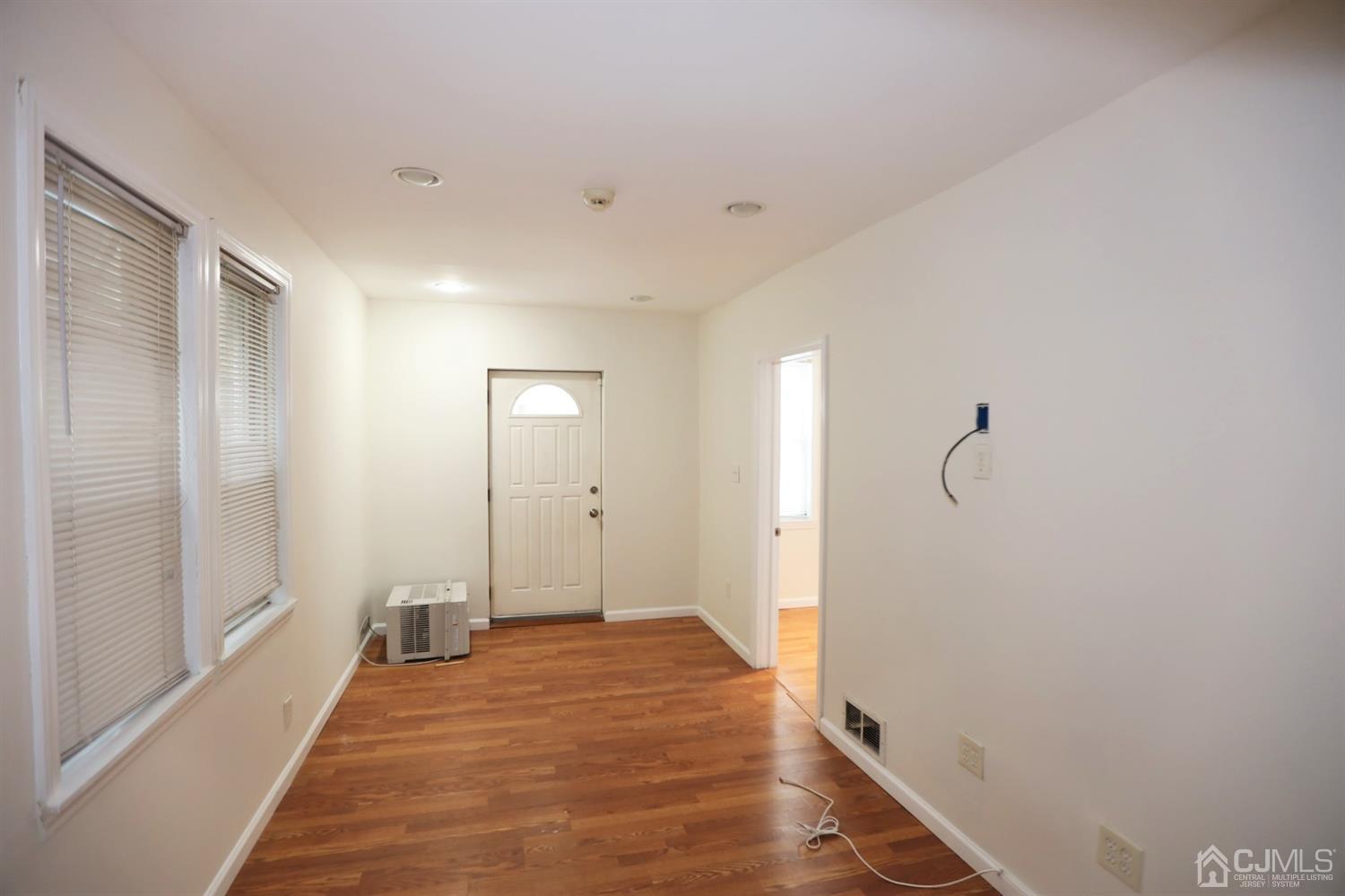 51 Florida Grove Road Keasbey, NJ 08832 - Photo 7 of 26 Gallery Image 7