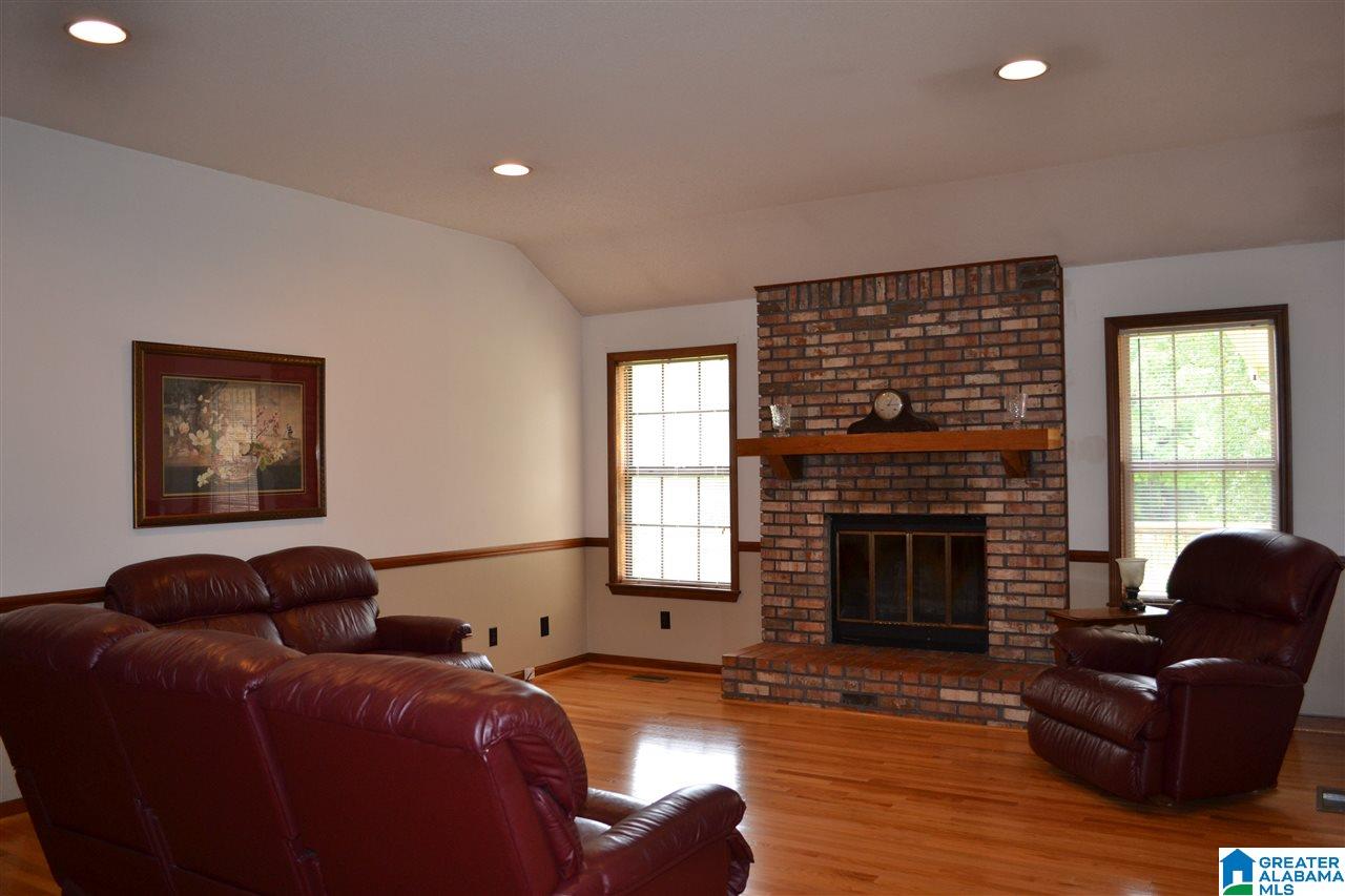 719 Williams Road Jasper, AL 35503 - Photo 4 of 50