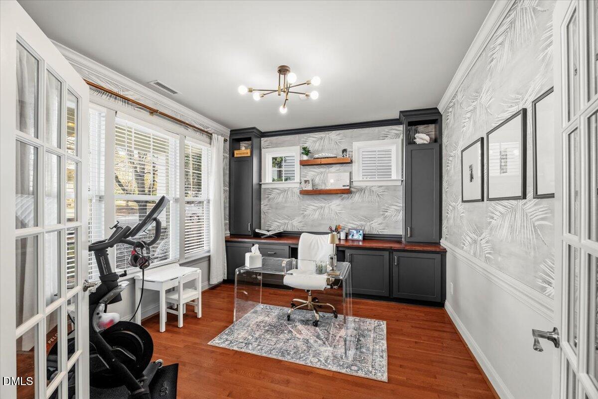 924 Pirouette Court Raleigh, NC 27606 - Photo 4 of 15 09-P1116503