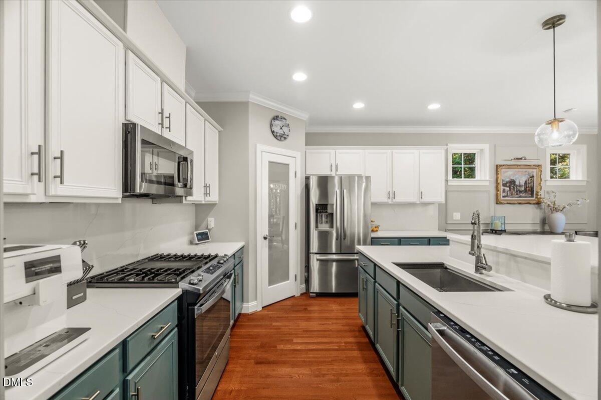 924 Pirouette Court Raleigh, NC 27606 - Photo 7 of 15 13-P1116524