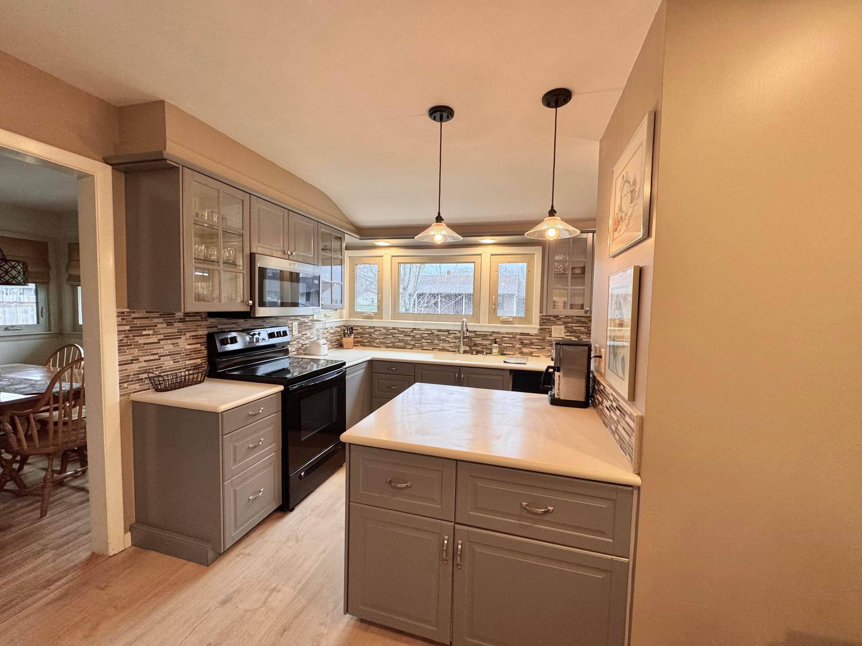 330 Midland Road Chillicothe, OH 45601 - Photo 13 of 38 Kitchen