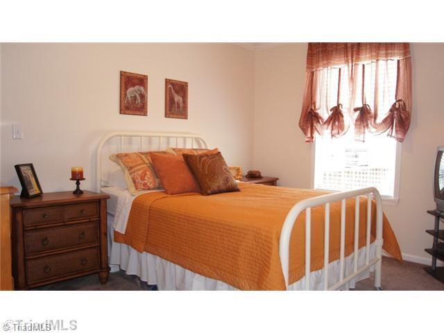 3138 Garrett Road Stoneville, NC 27048 - Photo 17 of 25 2nd Bedroom.