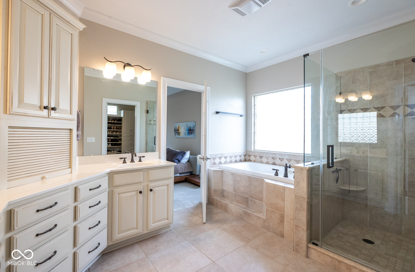 13722 Diving Hawk Crossing Fishers, IN 46055 - Photo 27 of 85
