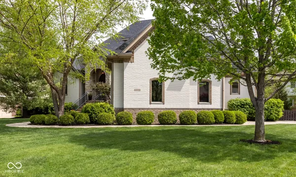 $1,198,000 | 13722 Diving Hawk Crossing, Fishers, IN 46055