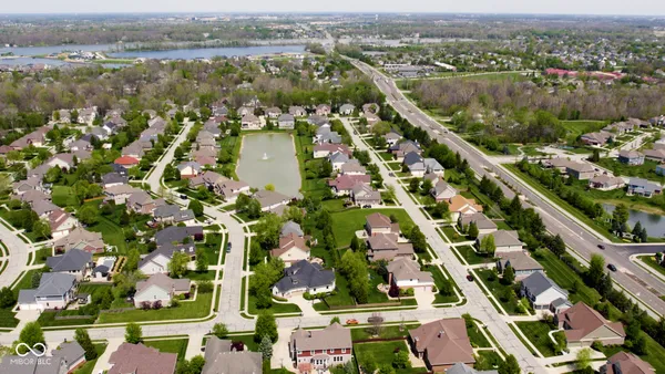 $1,198,000 | 13722 Diving Hawk Crossing, Fishers, IN 46055