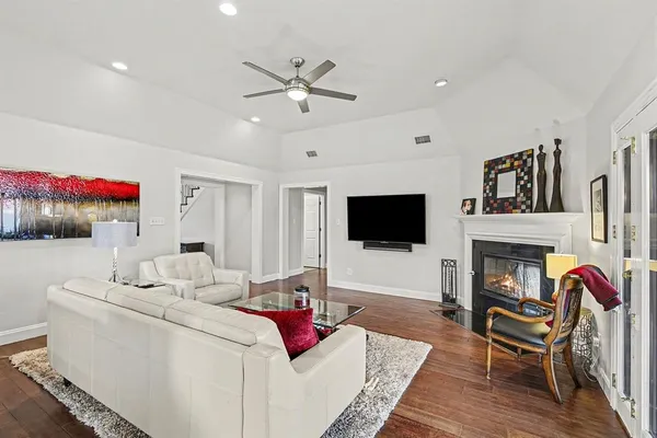 $960,000 | 3538 Mercury Drive, Grapevine, TX 76051