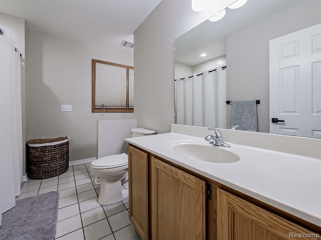 2642 Ripple Way White Lake, MI 48383 - Photo 23 of 29 Gallery Image 23