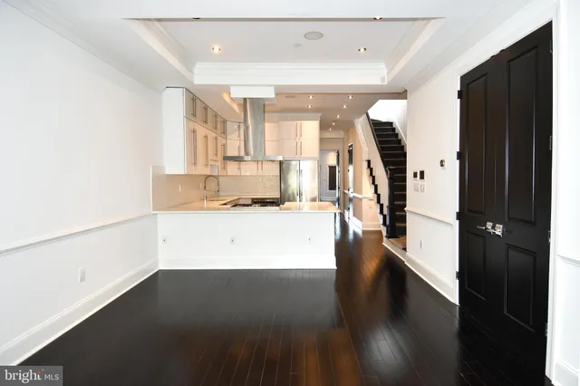 $1,050,000 | 719 12th Street Southeast, Unit 3, Washington, DC 20003