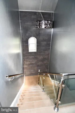 $1,050,000 | 719 12th Street Southeast, Unit 3, Washington, DC 20003