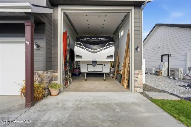 $699,900 | 2651 East Cinder Avenue, Post Falls, ID 83854