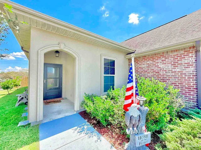 $379,900 | 401 Waterbury Court, Cantonment, FL 32533